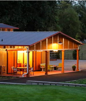 Custom Luxury Barns