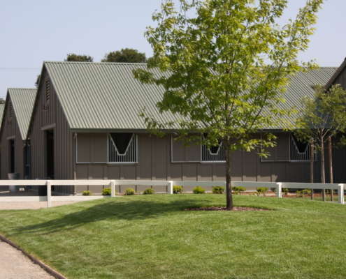 Menlo Circus Club commercial barn by MD Barnmaster